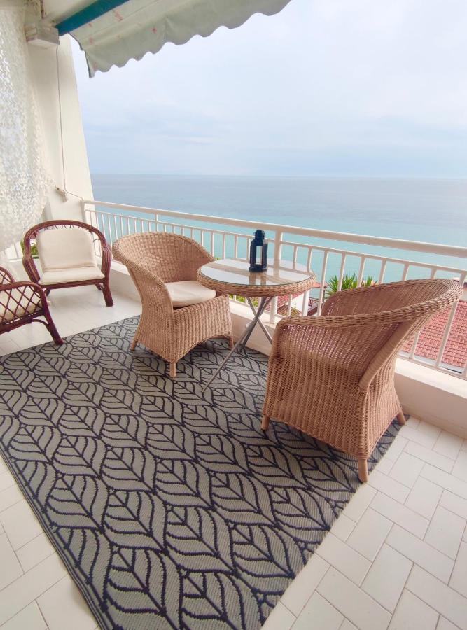 Cozy Seaview Apartment 시비리 외부 사진