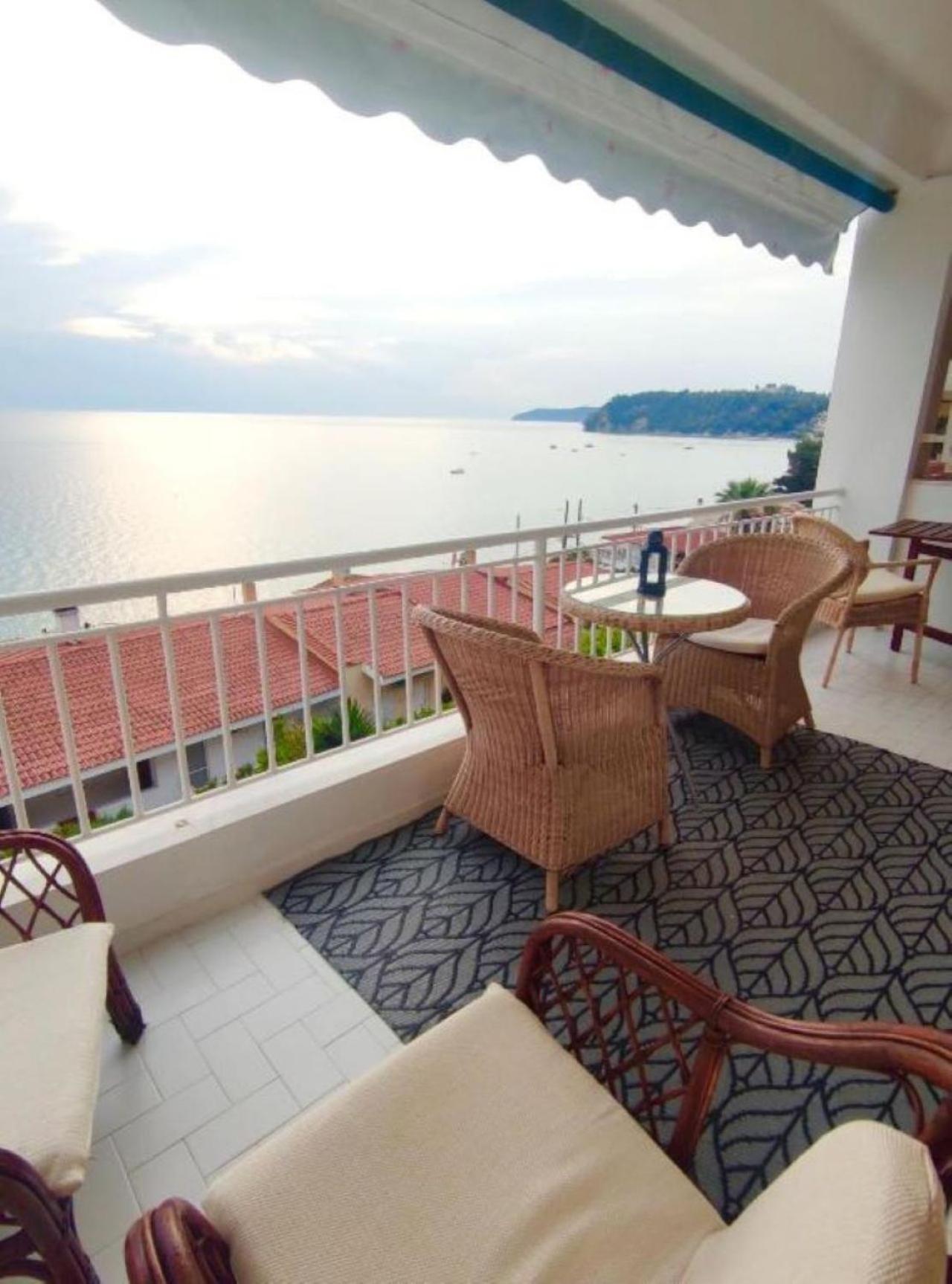 Cozy Seaview Apartment 시비리 외부 사진